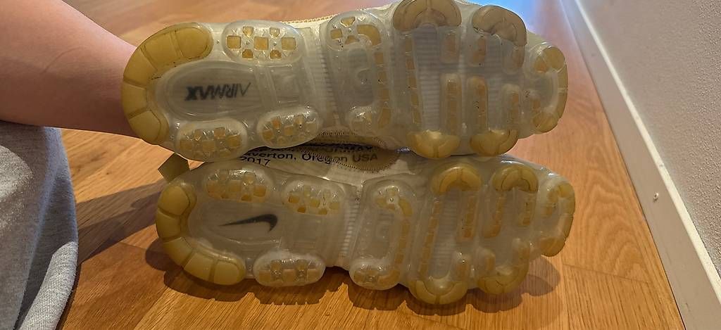 Scarpe da uomo: Nike Off-White x Air VaporMax – Usato da Langenthal venduto da AliceAmmann 2