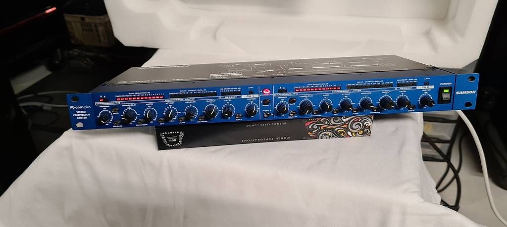 Equalizer: Samson S-Com Plus Stereo Compressor / Limiter – Gebraucht aus Wallisellen von Daijga