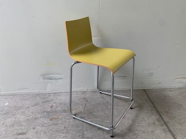 Sgabelli: Hocker mittlere Höhe grün – Usato da St. Gallen venduto da MSMoebelhandel 2