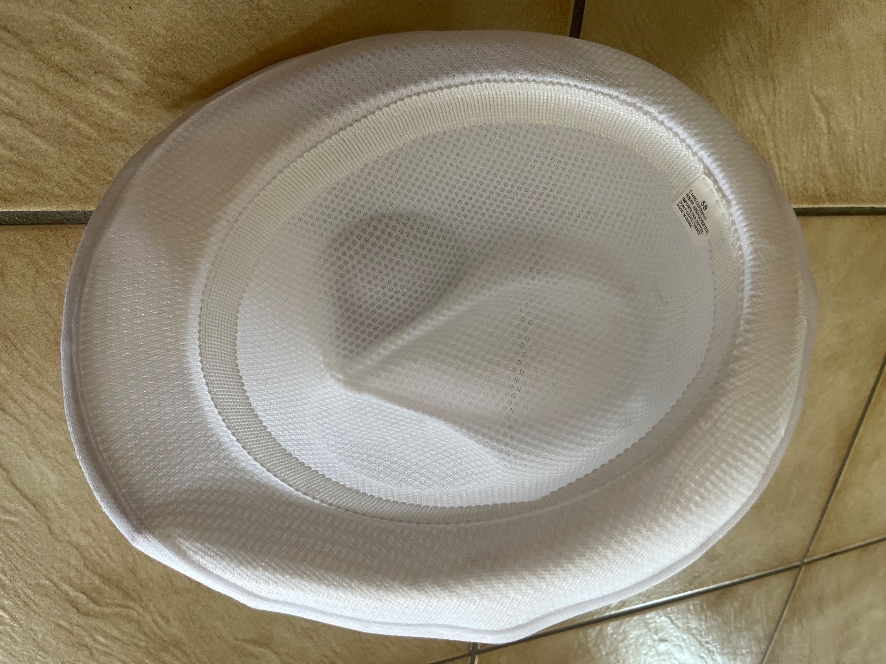 Copricapi, berretti & cappellini: Chapeau Fedora blanc – Usato da Vernayaz venduto da Darkfrost 2
