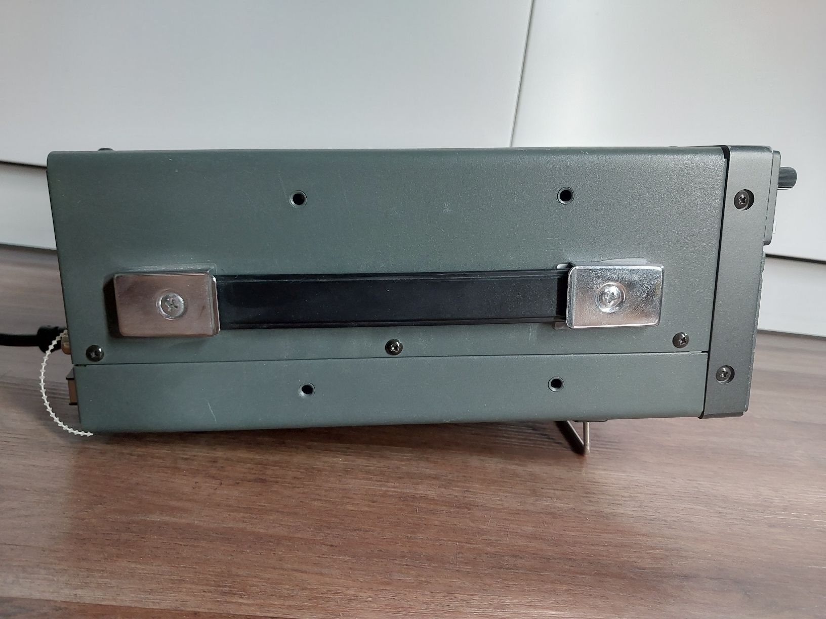 Icom Radiocomunicazione: Icom IC-R7000 Kommunikations-Empfänger – Usato da Eglisau venduto da HB9ELV 2