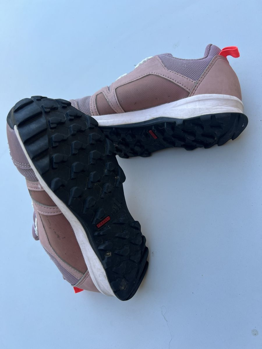 Adidas Chaussures filles: Adidas Terrex Trekkingschuhe Gr. 32 – D'occasion à Heiligkreuz (Mels) par fodo 2