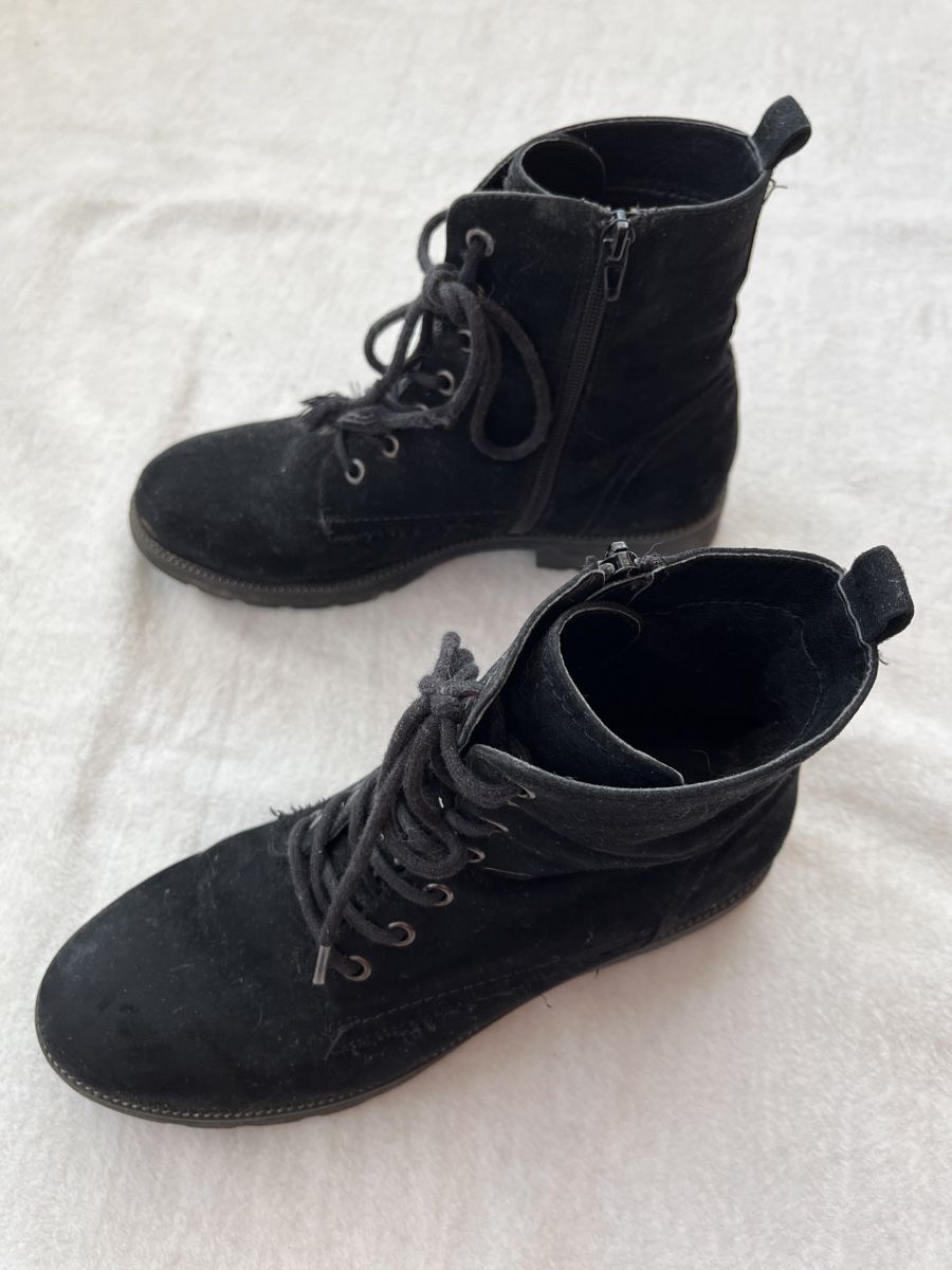 Graceland Scarpe da donna: Bottines Graceland noires T40 – Usato da Romont FR venduto da cat_j6ww 2