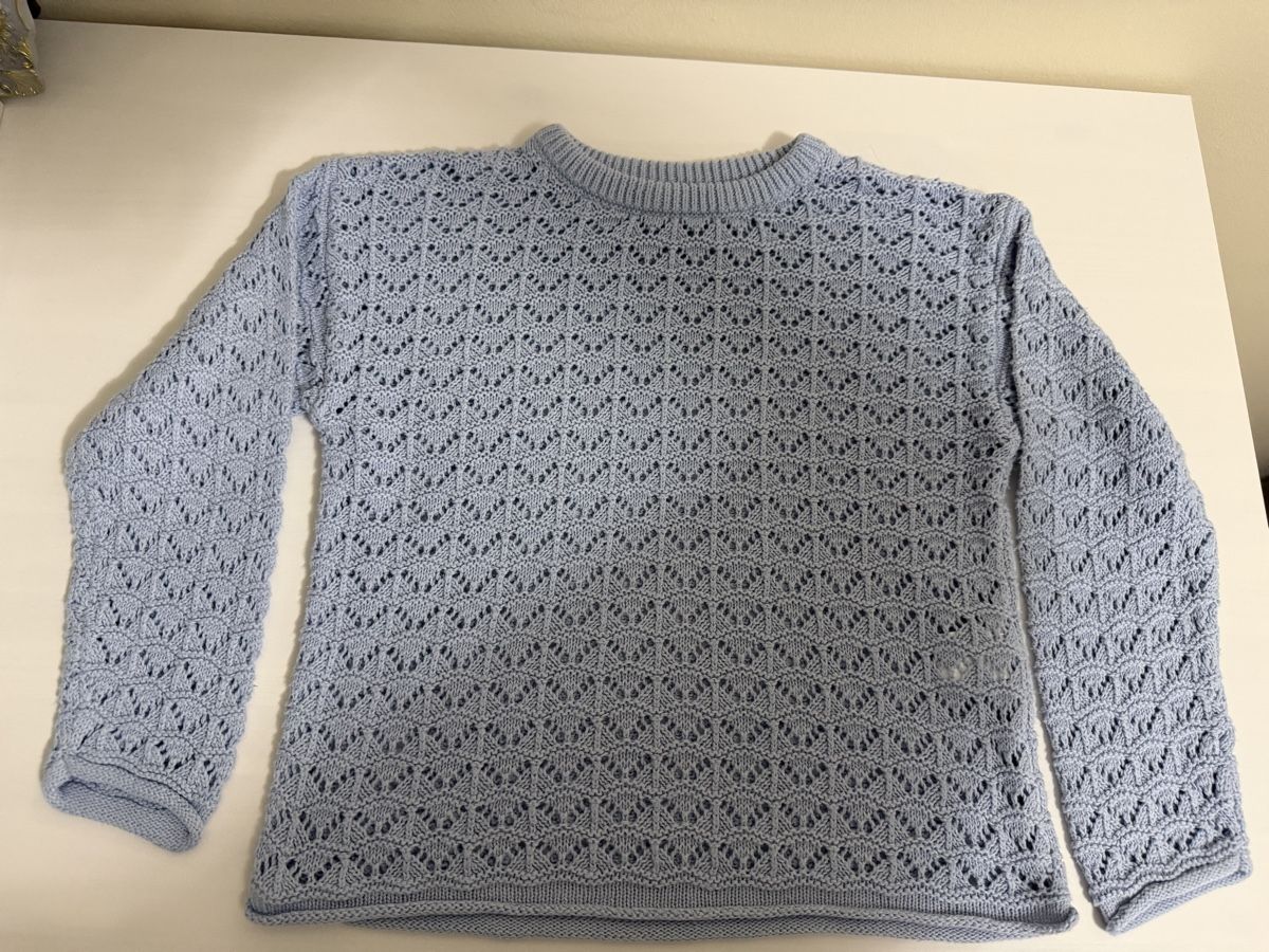 Manor Pulls et sweat-shirts: Mädchen Pullover – Neuf (Voir description) à Basel par Su.el