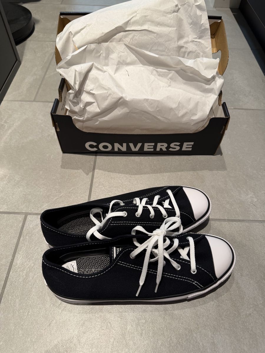 Converse Chaussures femmes: Converse all star dainty basic – Neuf avec emballage d'origine à Oerlingen par sus_jbw5