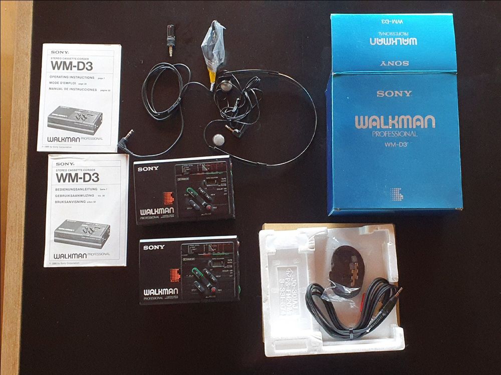 Zwei Stück Sony WM-D3 Professional Walkman (Defekt) in Schwarzenburg ...
