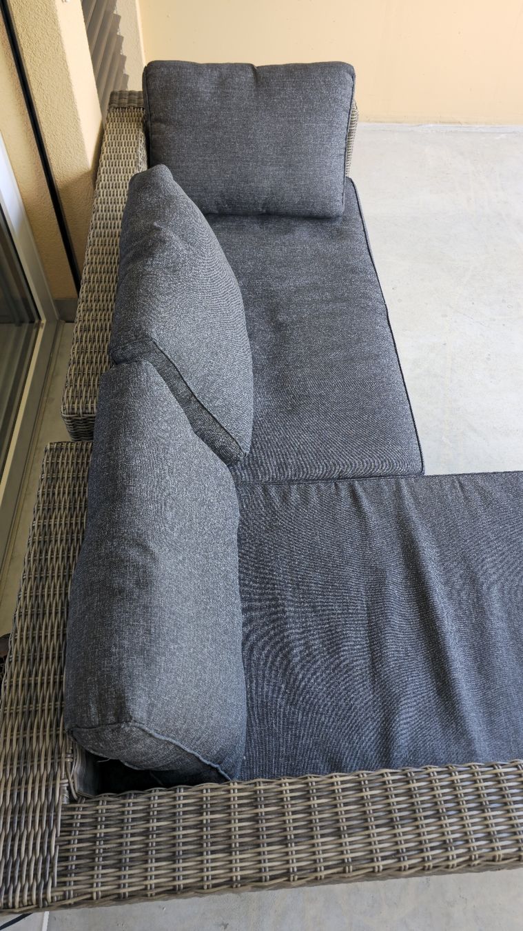 Divani: Lounge neuwertig zu verkaufen – Nuovo (secondo la descrizione) da Beromünster venduto da GTRlover 1