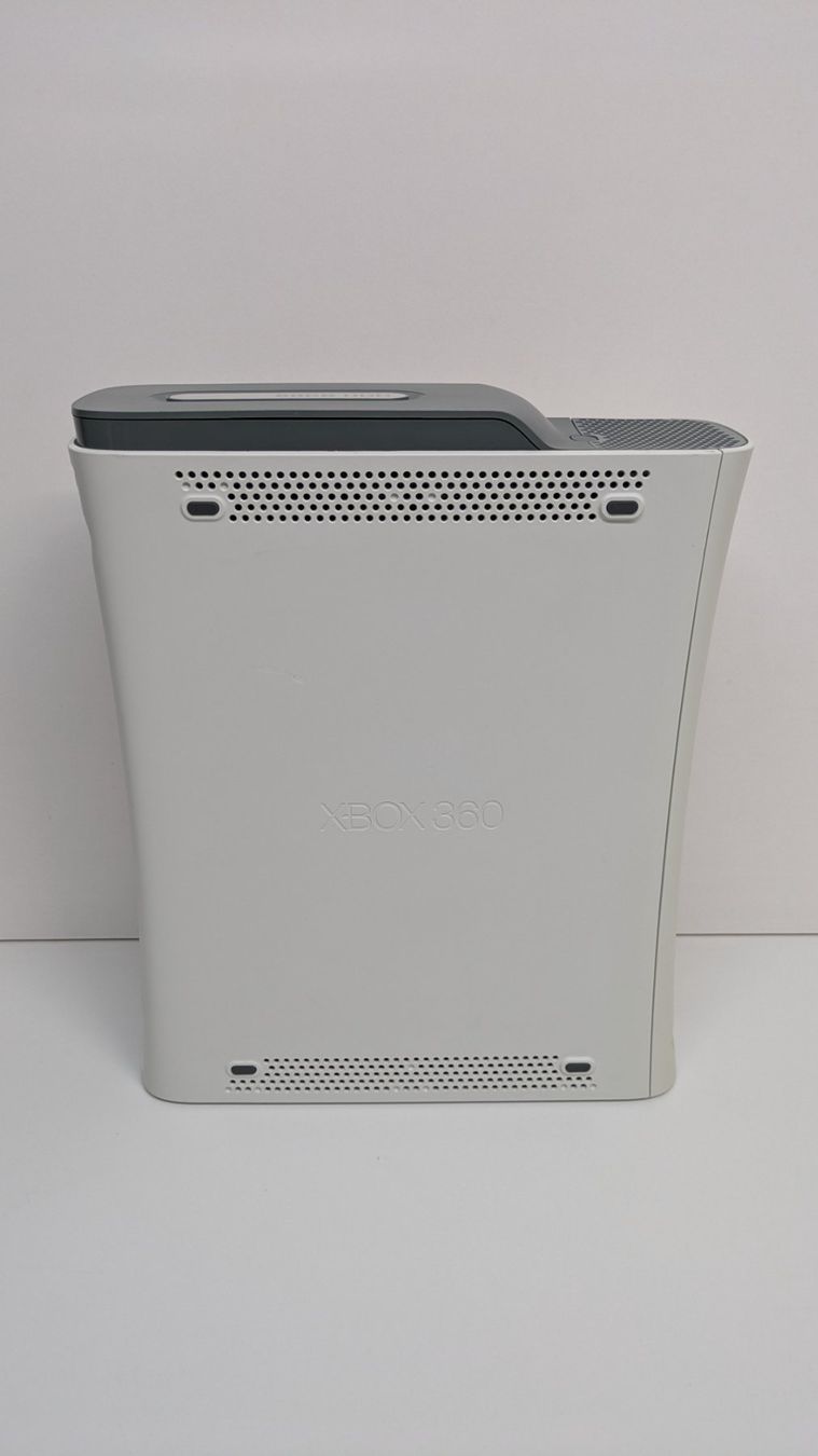 Microsoft Konsolen: Microsoft Xbox 360 mit 2 Controller – Gebraucht aus Menziken von mame18 8