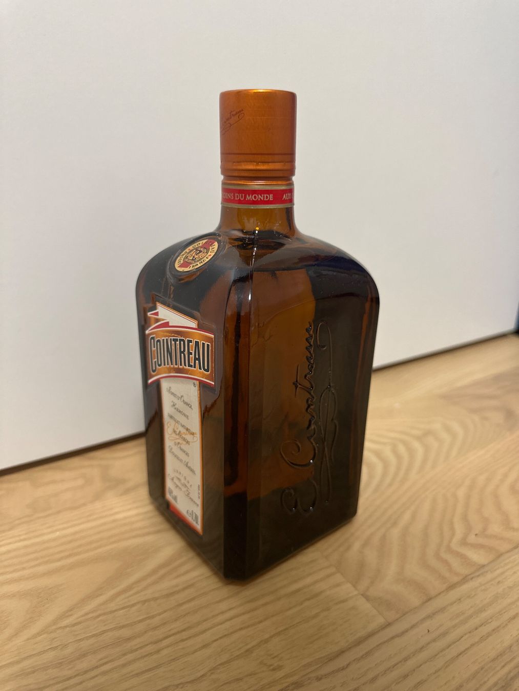 Cointreau Bevande alcoliche: Cointreau Likör 0.7L – Nuovo e nell'imballaggio originale da Zürich venduto da kuszi 2