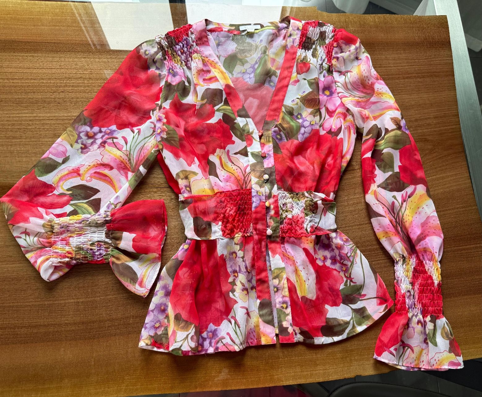 Escada Camicette: ESCADA Bluse Gr. M-38 – Usato da Winterthur venduto da tim_cl8x