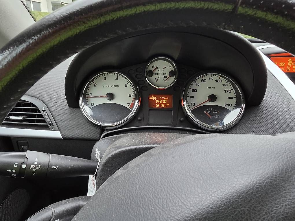 Autos: Peugot 207cc – D'occasion à Wil SG par giuletelli