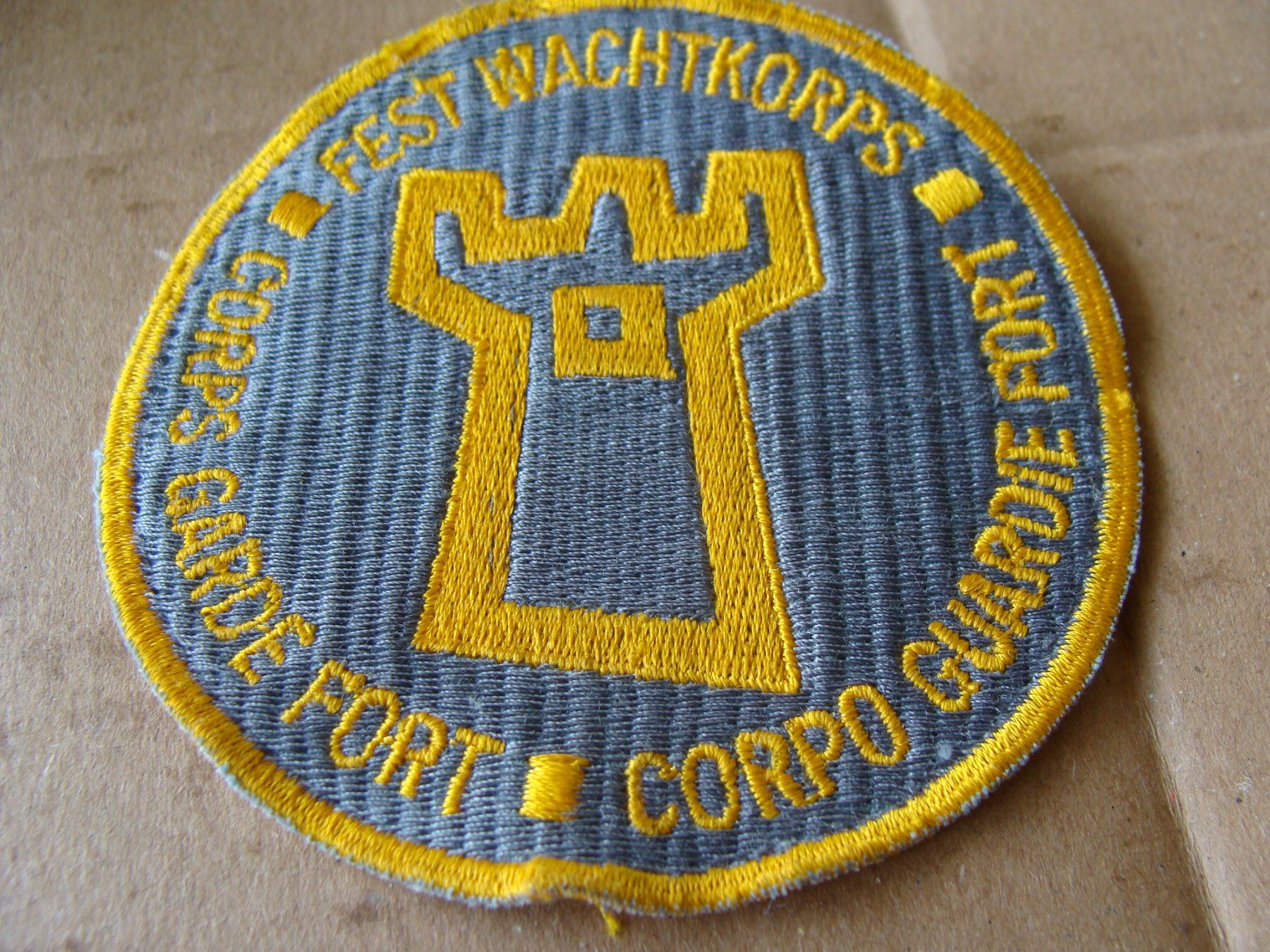 Schweizer Armee Placchette & Badge: Badge du corp des gardes fortifications – Usato da Cuarny venduto da hen_g7hn