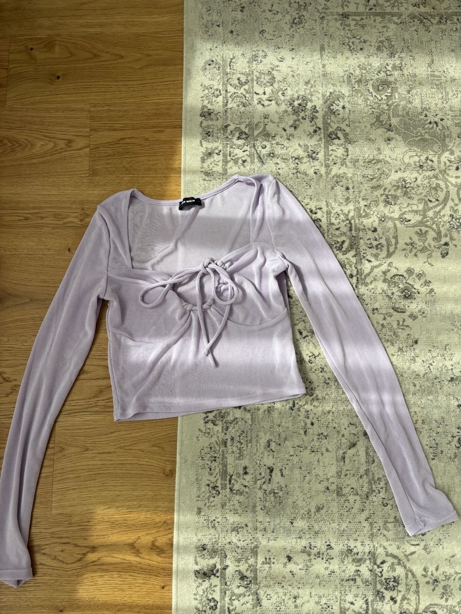 Top: Purple Top in Size M – Nuovo (secondo la descrizione) da Horgen venduto da lme_8kj7 4
