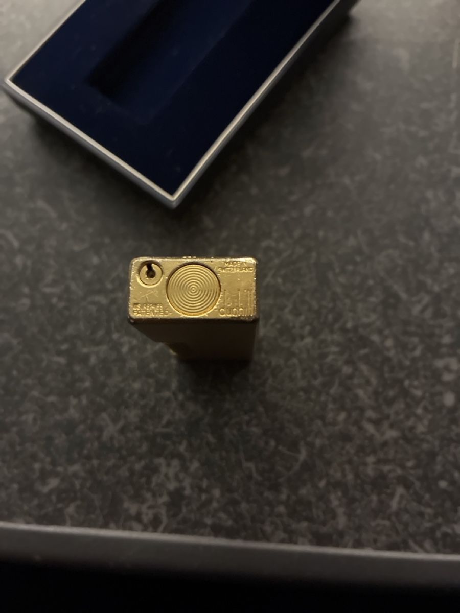 Dunhill Briquets: Dunhill feuerzeug – Défectueux à Domat/Ems par Coc87 2