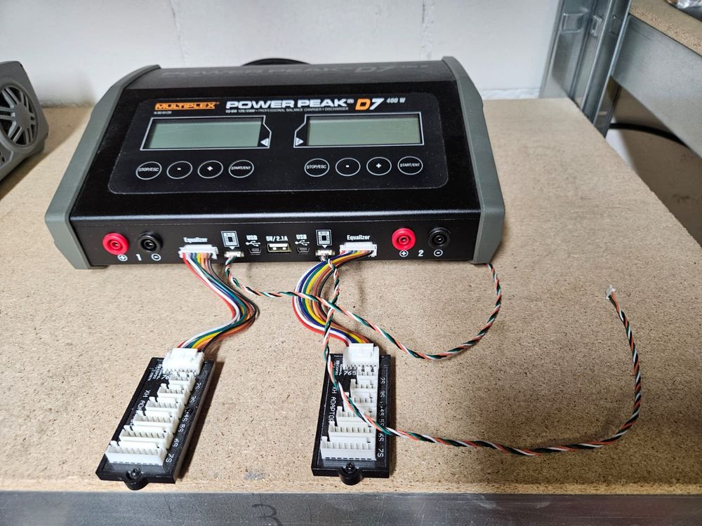 Ladegerät Multiplex POWER PEAK D7 EQ-BID 12V/230V (Gebraucht) in ...