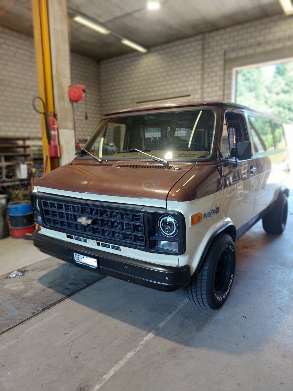 Chevrolet Automobili: Chevy Van G10 Shorty – Usato da Rosshäusern venduto da JD6030 1