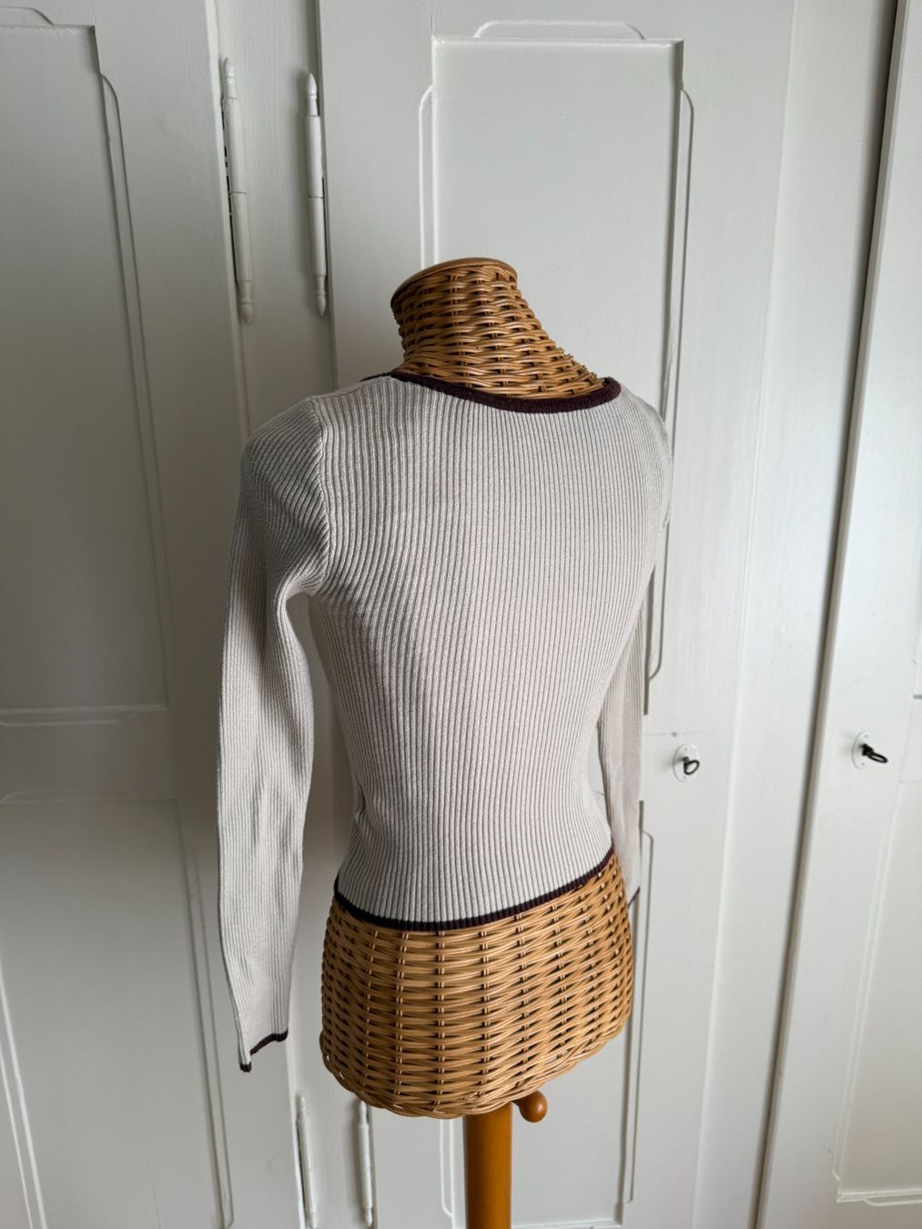 Shein Maglioni & Felpe: Feinstrick Rippenpullover beige XS – Usato da Zürich venduto da Diazaio 2