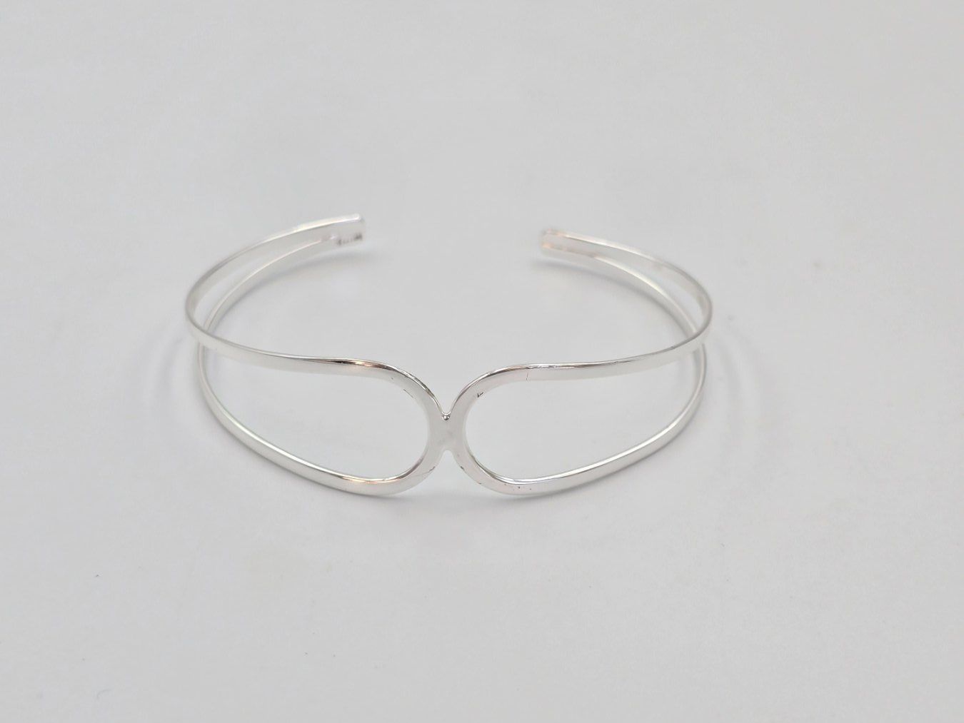 Bracciali & Braccialetti: Armreif Silber 925 – Nuovo e nell'imballaggio originale da Zug venduto da gold.schmuck