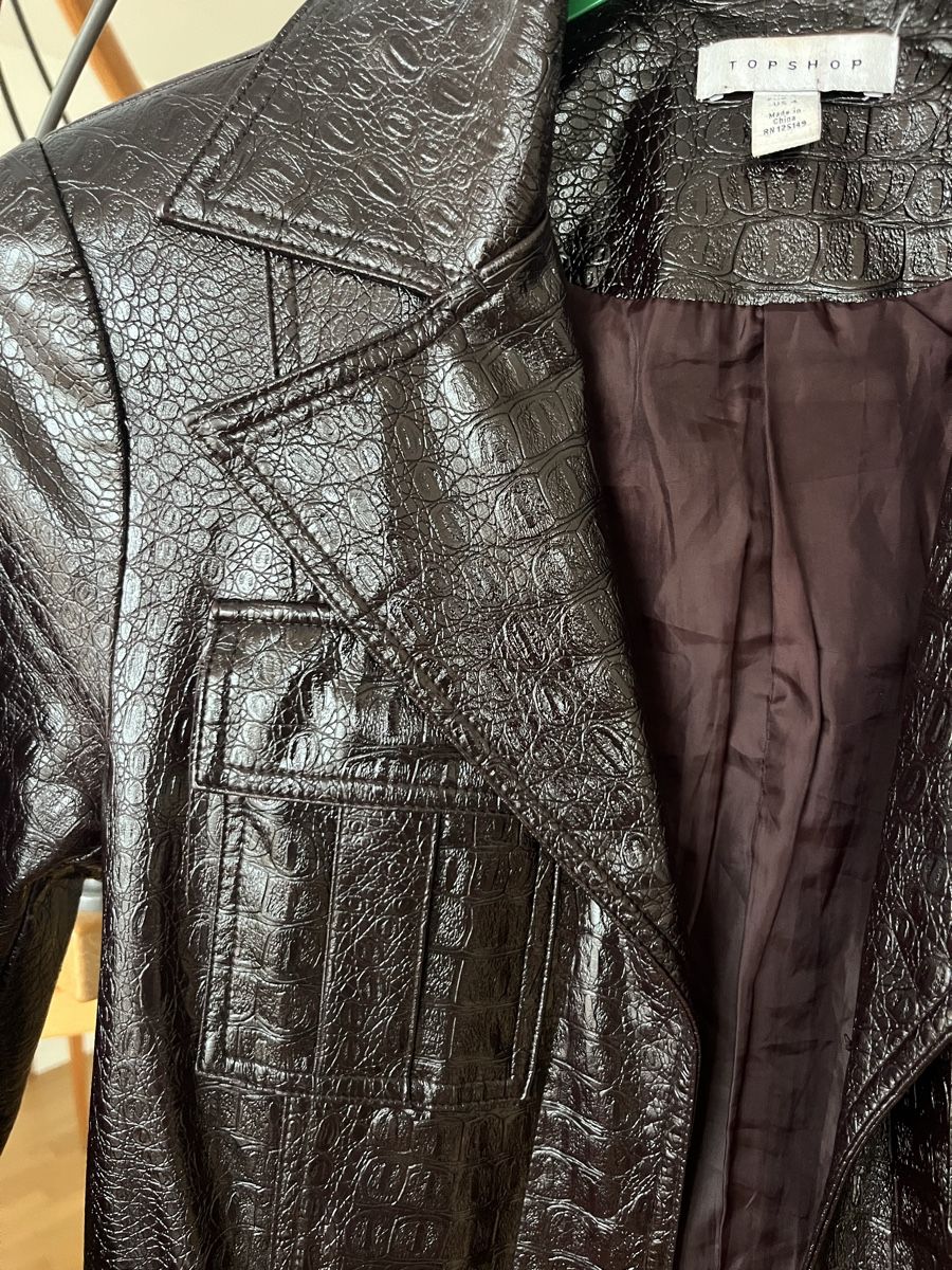 Mäntel: Manteau vernis croco bordeau – Gebraucht aus Neuchâtel von Ariane_vn00 2