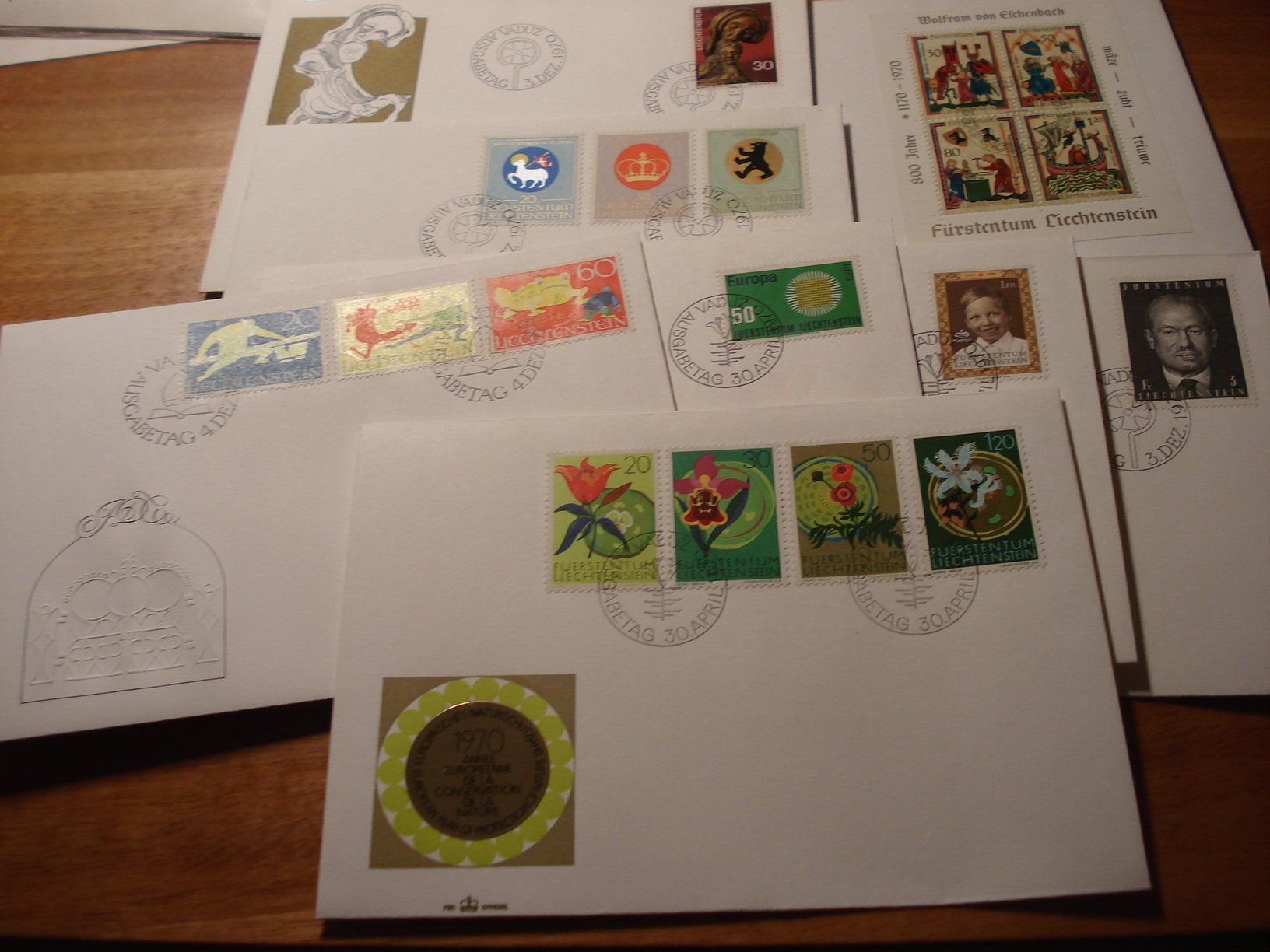 Tous les timbres: Liechtenstein 8 FDC um 1970 – D'occasion à Niederwil AG par morostahu 1