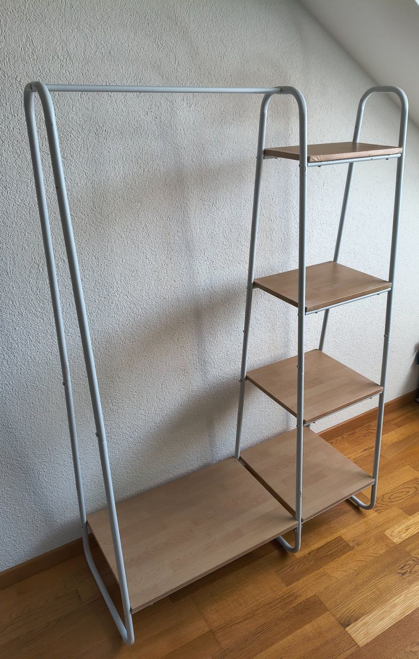 Garderobe: Kleiderständer Metall weiss – Gebraucht aus Rapperswil SG von benjam_int 1