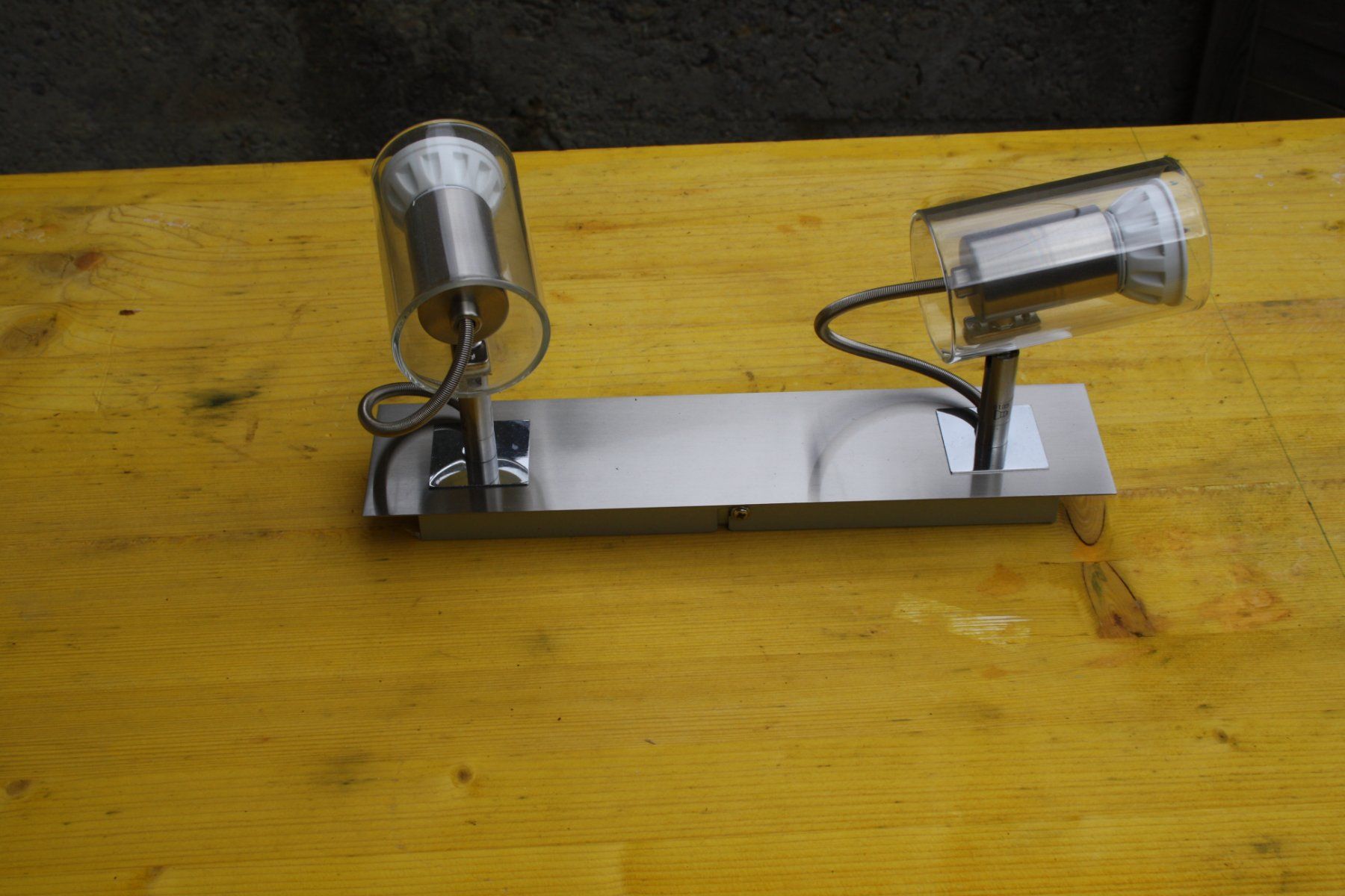 Lampade: LAMPE DOPPEL SPOT – Usato da Wauwil venduto da Pneuedy 2