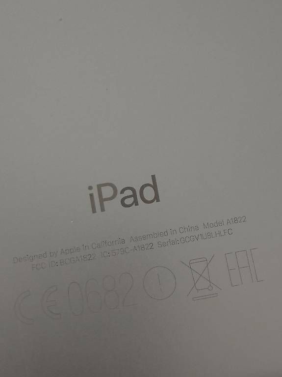 Apple Tablet PC: Ipad Air (5. Generation) - 9.7" – Usato da Luzern venduto da gvard 4