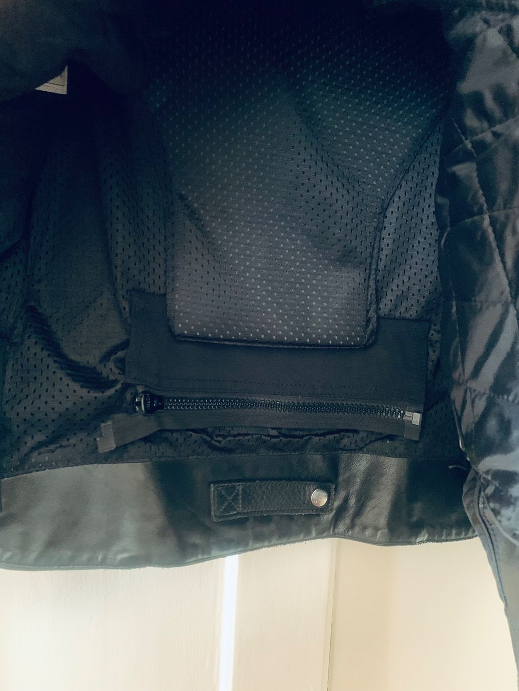 Giacche: Motorrad Lederjacke, Gr. 38-40 – Usato da Bern venduto da Flora.Sonea 7