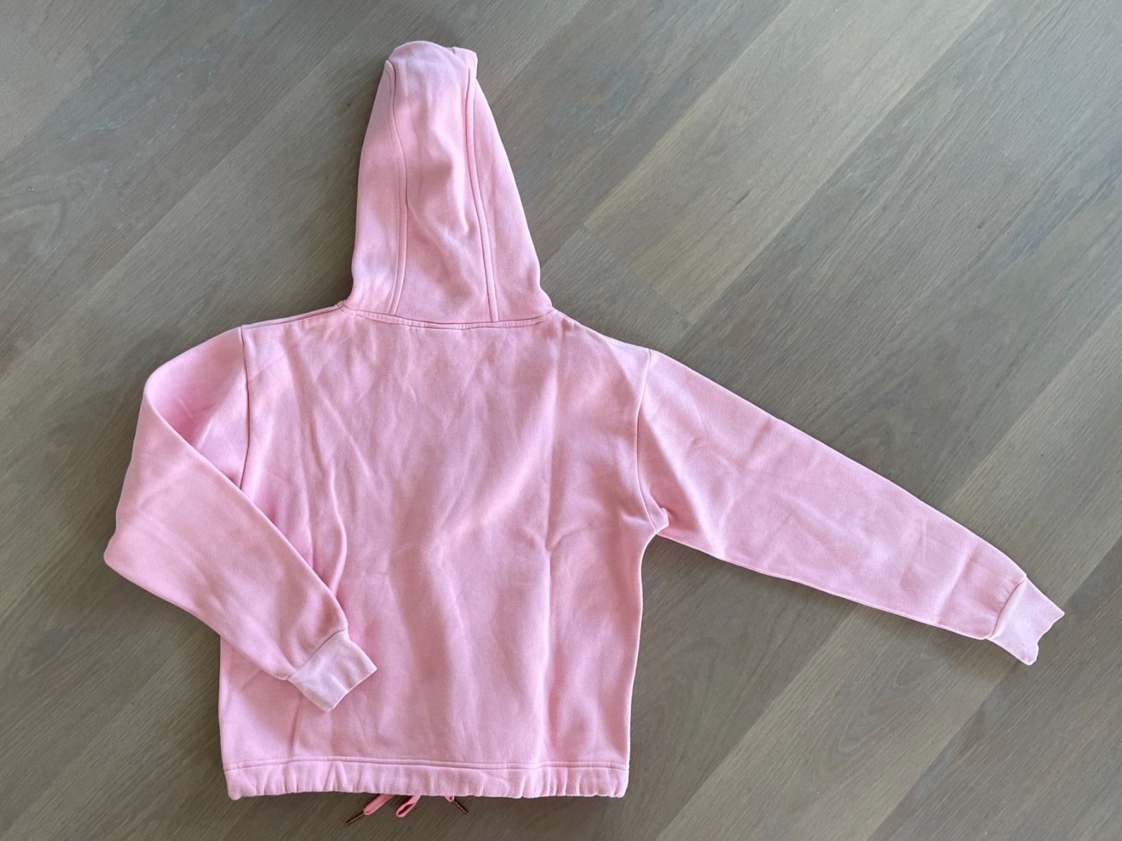 Maglioni & Felpe: Rosa Kapuzen-Pullover in Grösse 38 – Usato da Rüschlikon venduto da user999 4