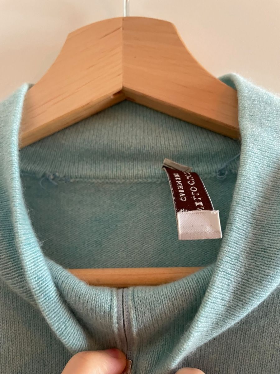 Brunello Cucinelli Giacche: Brunello Cucinelli Strickjacke Cashmere hellblau geflickt – Usato da Basel venduto da Kalleskaviar 2