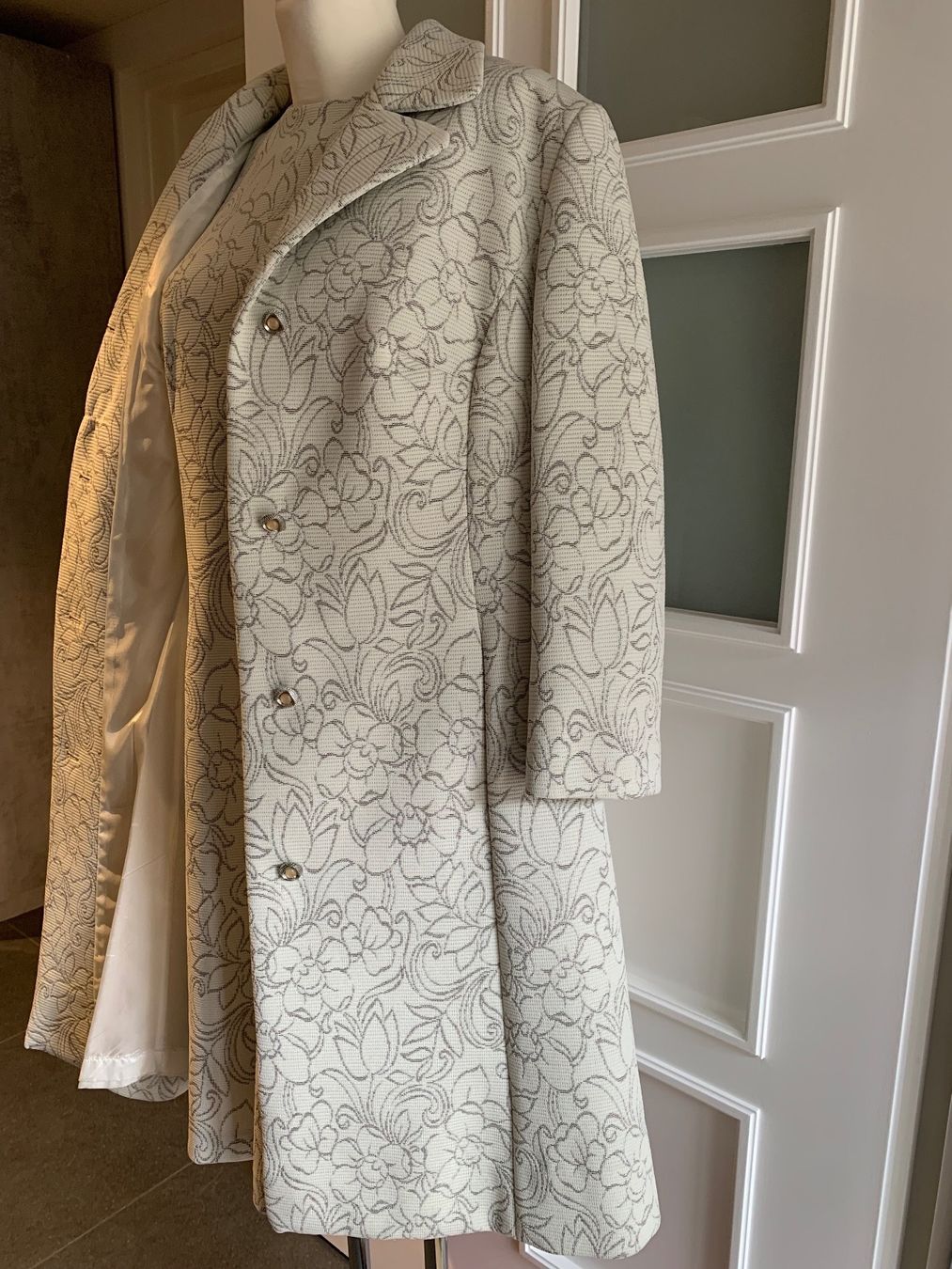 Costumi: Kostüm Mantel+Kleid, Vintage First Class Gr.42  Braut Mutter – Usato da Engelburg venduto da mamalanima 7