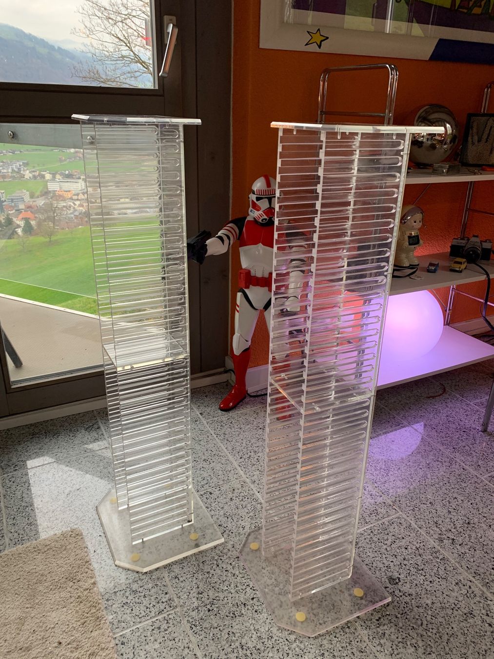 Racks & Ständer: 2× Plexiglas CD-Tower 80er/90er – transparenter CD Ständer – Gebraucht aus Stans von Bridges_Vintage 5