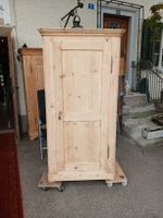 Tannenholz Schrank 