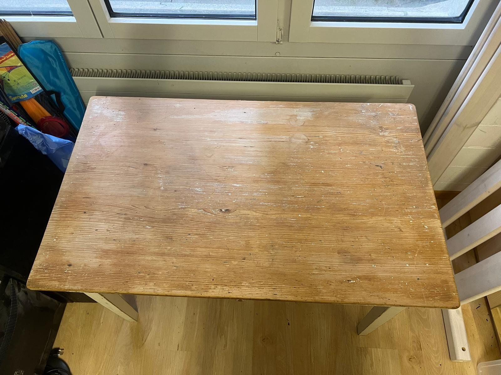 Tavoli: Charmanter Shabby-Chic Tisch – Usato da Meilen venduto da Bigliese 1