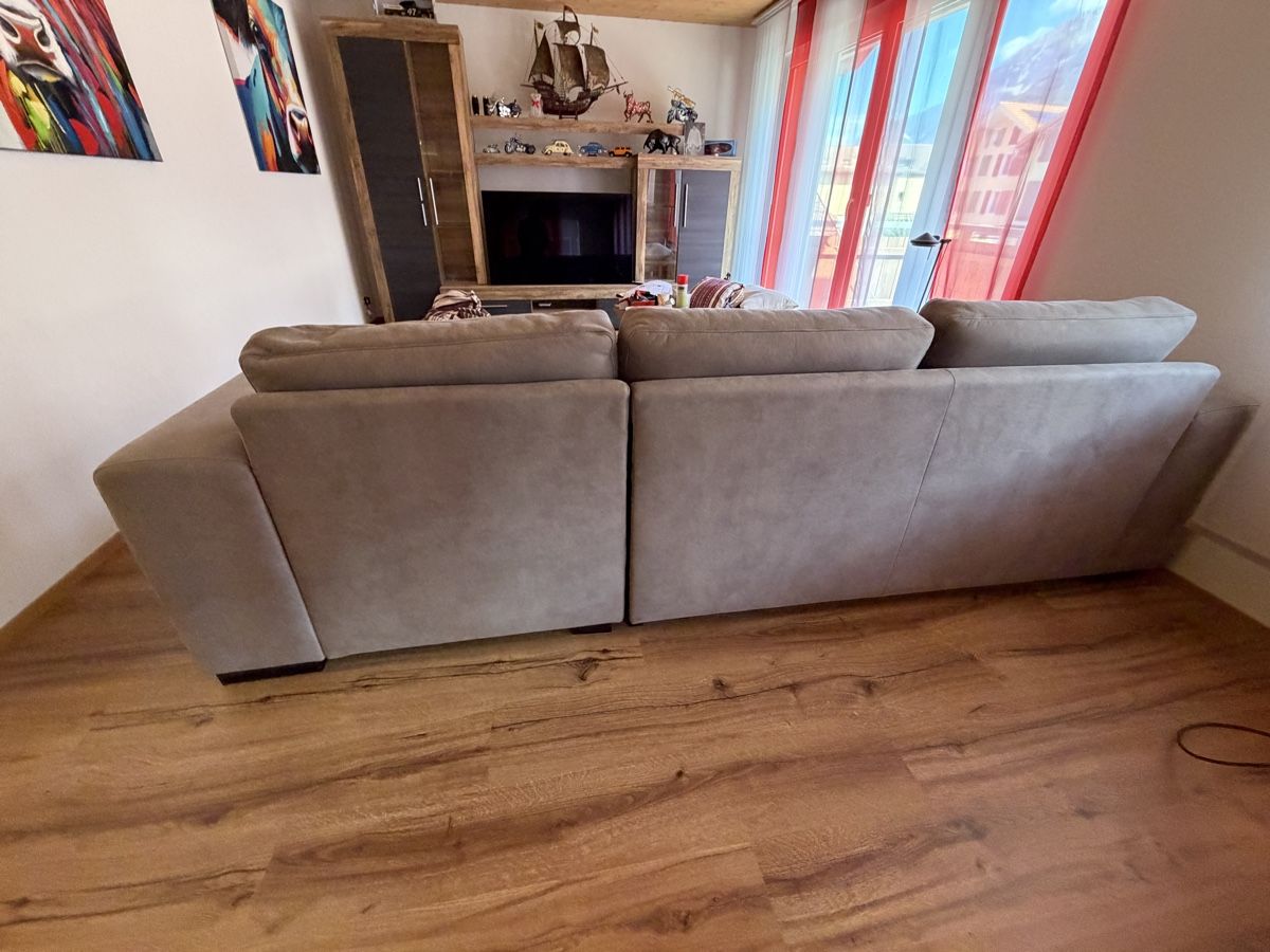 Divani: Ecksofa hellbraun gebraucht – Usato da Meiringen venduto da Sokajina 3