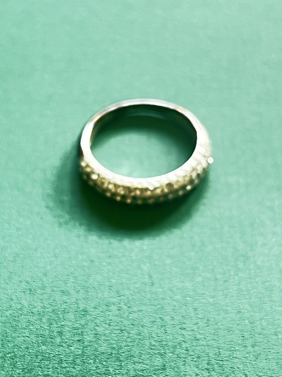 Anelli: Metal und Weiss Ring  – Usato da Laufen venduto da Trendmarket