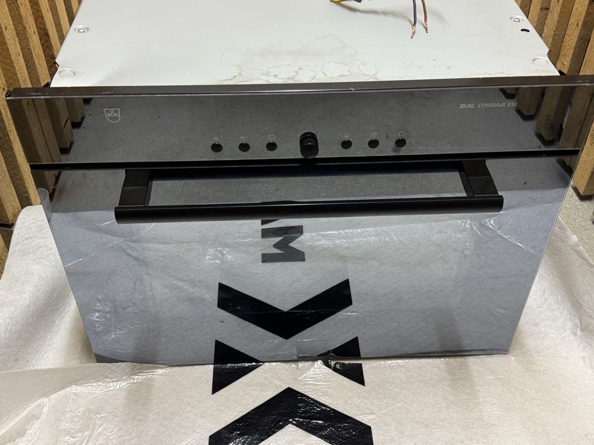 Elettrodomestici da cucina: ZUG Combiair XSE Backofen + Tellerwärmer – Usato da Niederrohrdorf venduto da S.Hubar 3