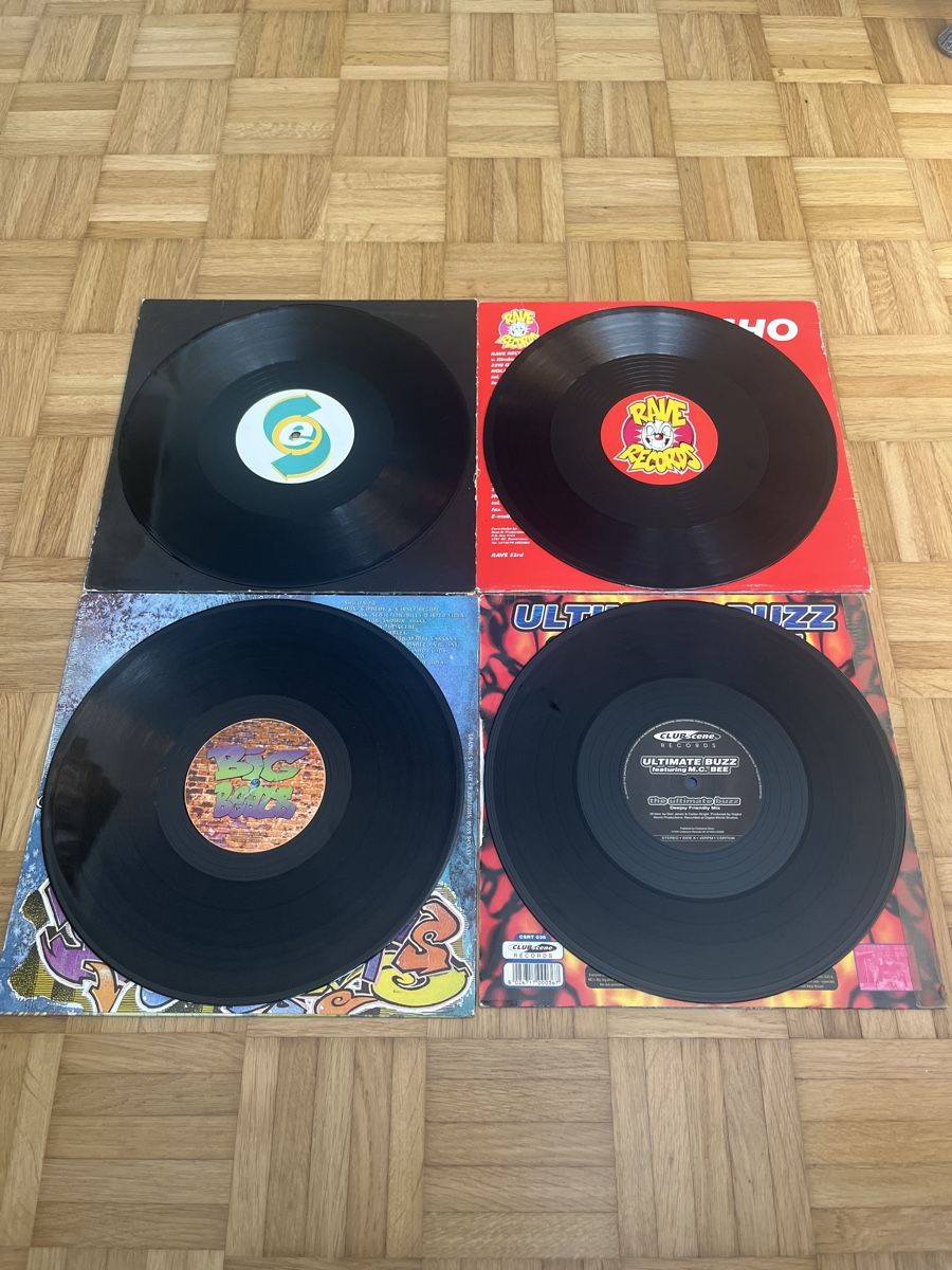 Dischi in vinile: 10er Happy Hardcore / Hardcore Vinyl-Set – Usato da Wangen b. Olten venduto da break72 2