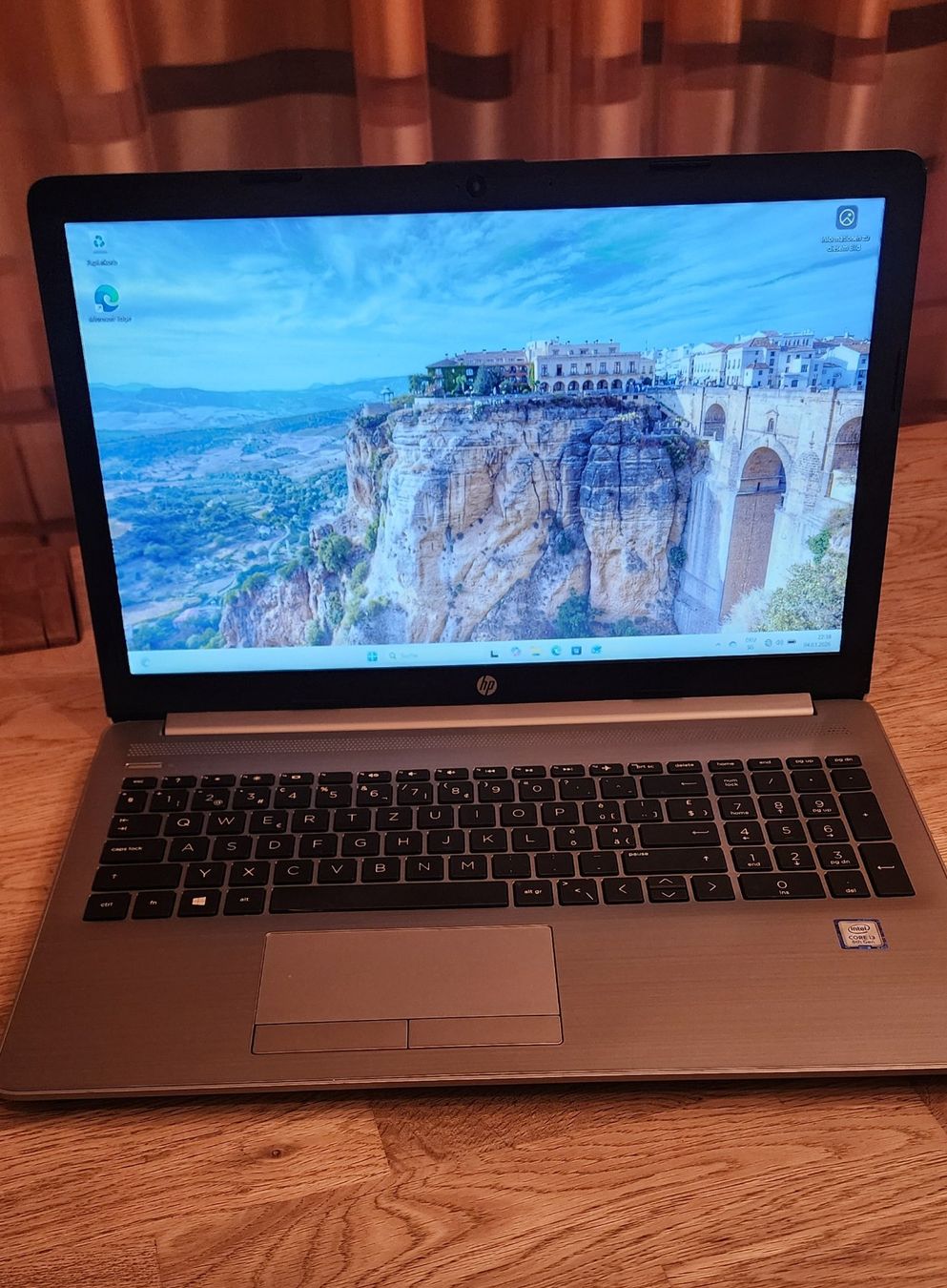 Hewlett Packard Notebook: Notebook PC HP 250 G7 Windows 11 – Usato da Hornussen venduto da koleso83