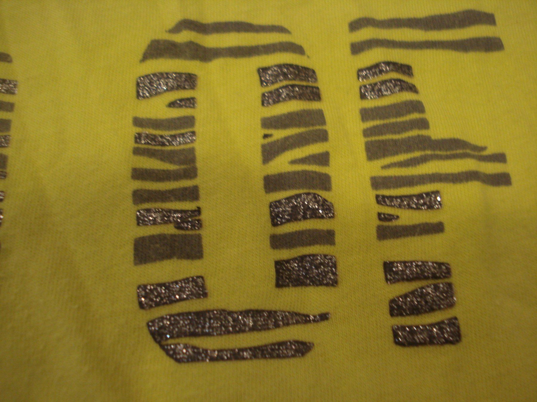 Tom Tailor T-shirt: T-Shirt v. Tom Tailor Gr. S – Usato da Au SG venduto da beanpasa 1