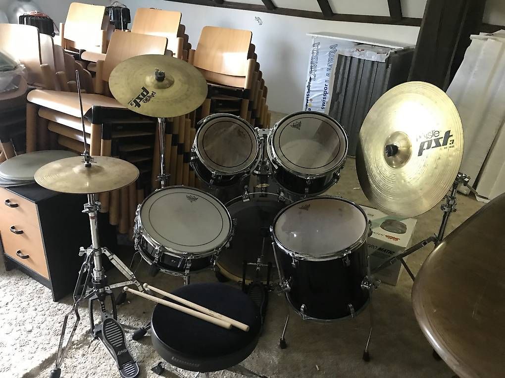 Strumenti musicali: Schlagzeug LUDWIG – Usato da Sarnen venduto da 1ro2si3ma