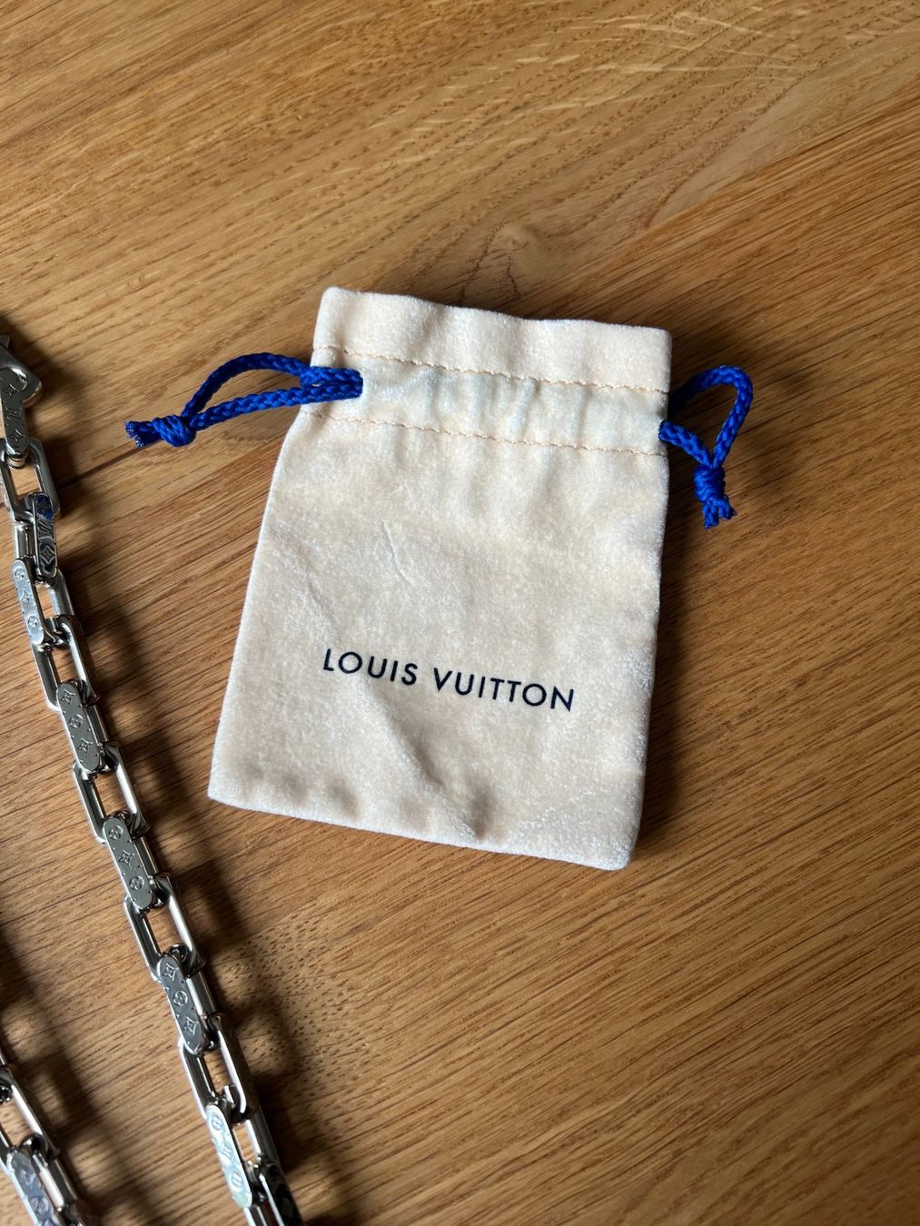 Catenine: Louis Vuitton Kette – Usato da Buchs AG venduto da whatelse5 3