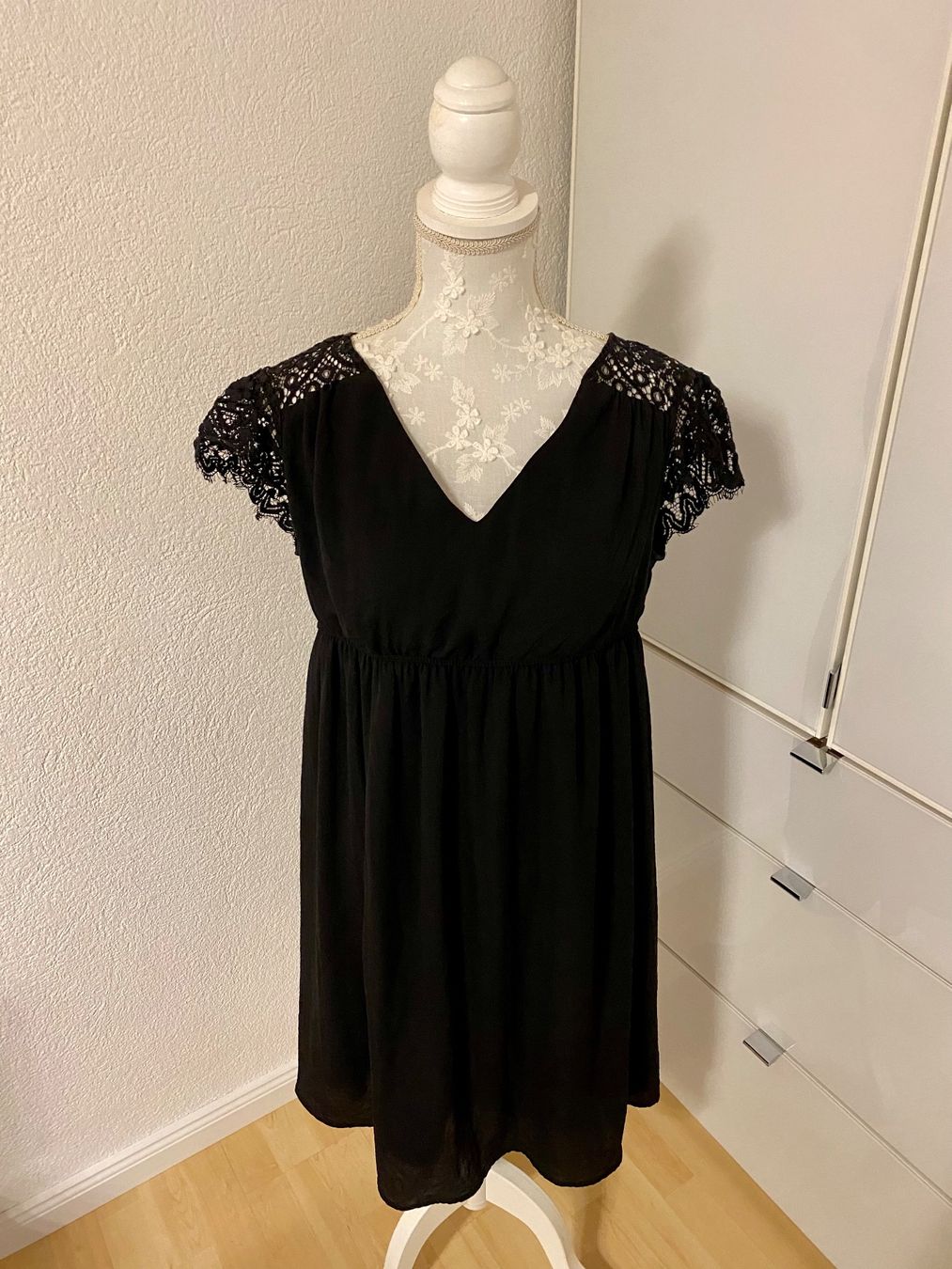 H&M Vestiti: Umstandskleid schwarz – Usato da Haag (Rheintal) venduto da 2026Top