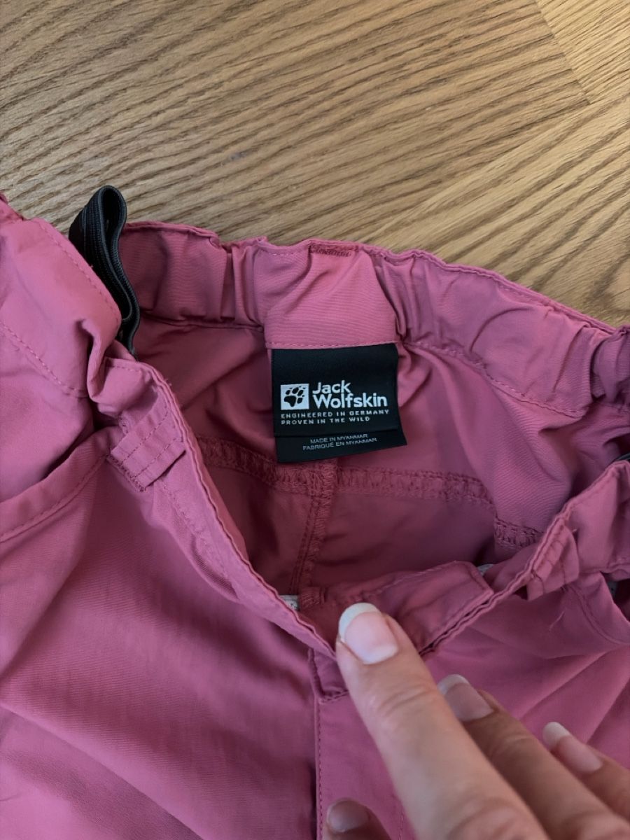 Jack Wolfskin Pantalons: Jack Wolfskin Wandelhose Zip-Off Gr. 152  – D'occasion à Oberkirch LU par moia76 1