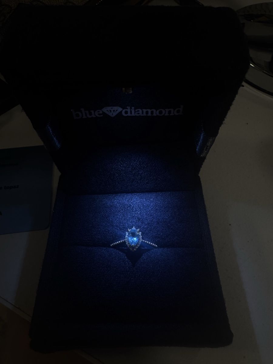 Ringe: 14K Goldring mit Diamanten & blauem Topas – Neu (gemäss Beschreibung) aus Winterthur von avn_2ffq