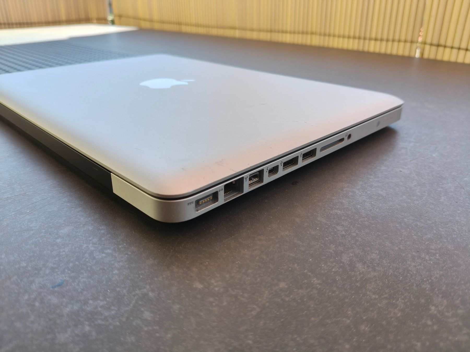 Apple Notebook: Macbook Pro mit Googles Chrome OS (flex) installiert – Usato da Laufen venduto da dan_p89t 2