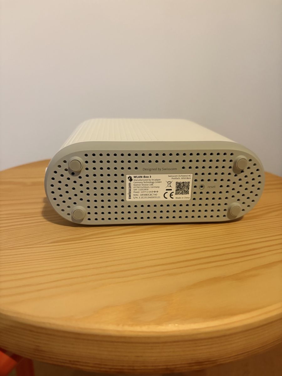 Swisscom WiFi: Swisscom WLAN-Box 3 weiss mit Netzteil – Usato da Bern venduto da lucbec 5