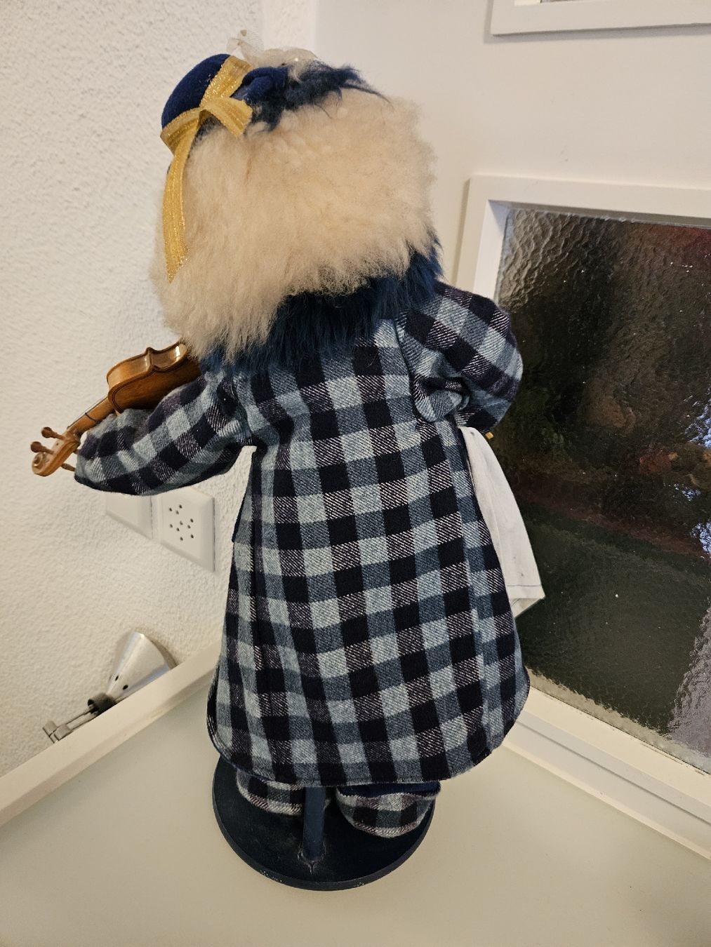 Tutte le decorazioni: Clown mit Geige handgefertigt – Usato da Seewen SZ venduto da Ingenbohl 3