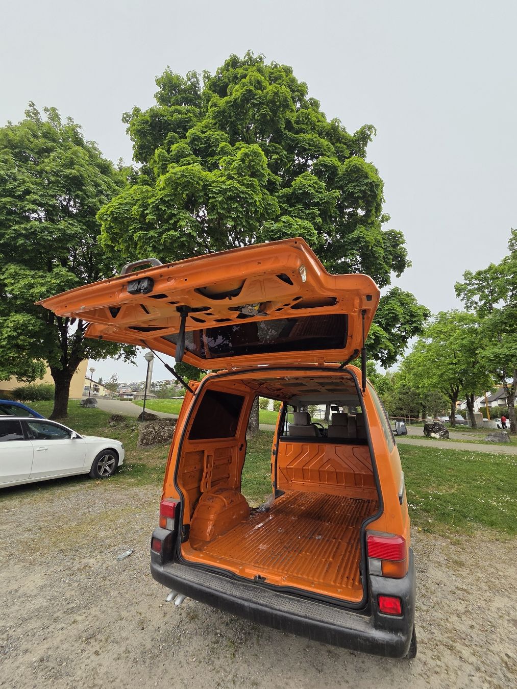 VW Veicoli commerciali: Verkaufe VW t4 – Usato da Birmensdorf ZH venduto da lorena.g 3
