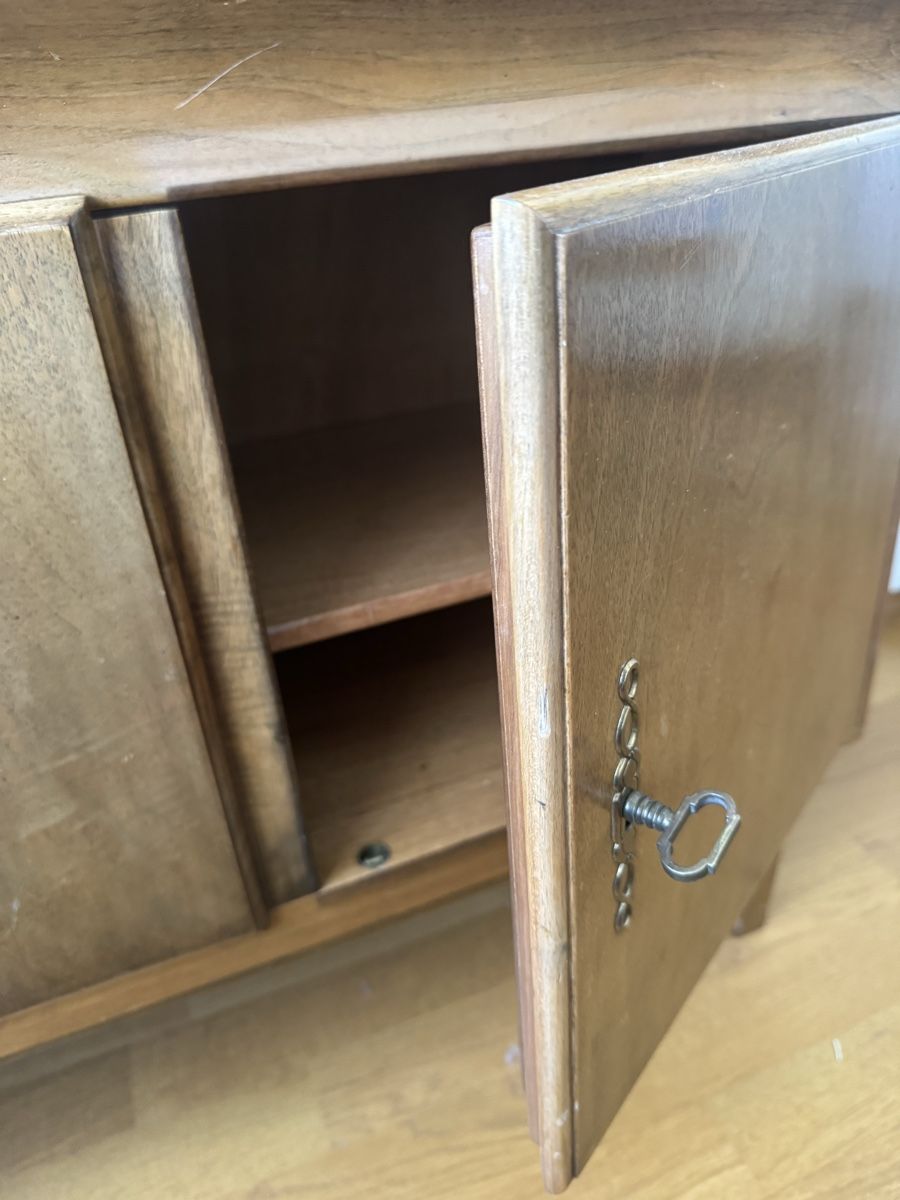 Scaffali: Antikes Büchergestell massives Holz – Usato da Langnau am Albis venduto da pla_2vk5 2